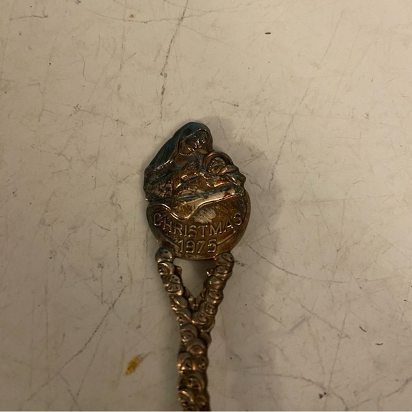 Vintage Christmas silver decorative spoons - embossed bowls - years 1975 - 1986 - Picture 3 of 14